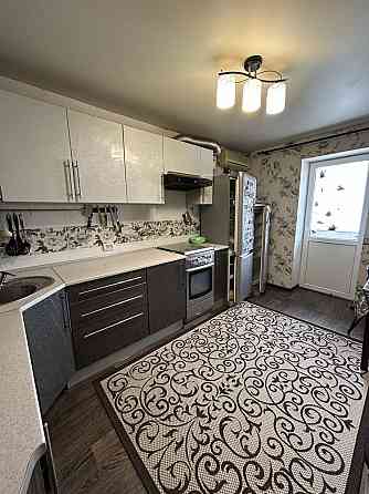 Продам 3х комн.квартиру левый берег, кирпичный дом Кам`янське (Запорізька обл.)