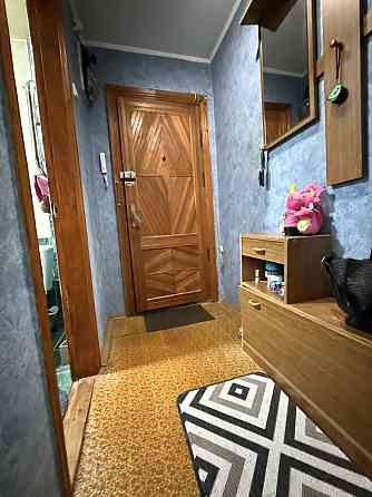 Продається  2 кімнатна пр. Слобожанський,100 Днепр