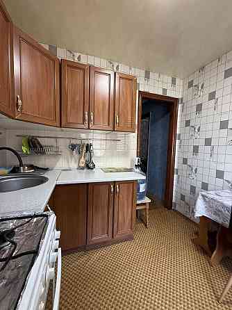 Продається  2 кімнатна пр. Слобожанський,100 Днепр