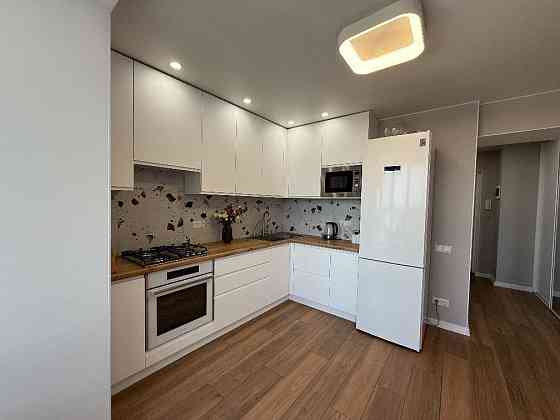 Продам 1 к квартиру Вінниця Старе місто 46,7 Винница