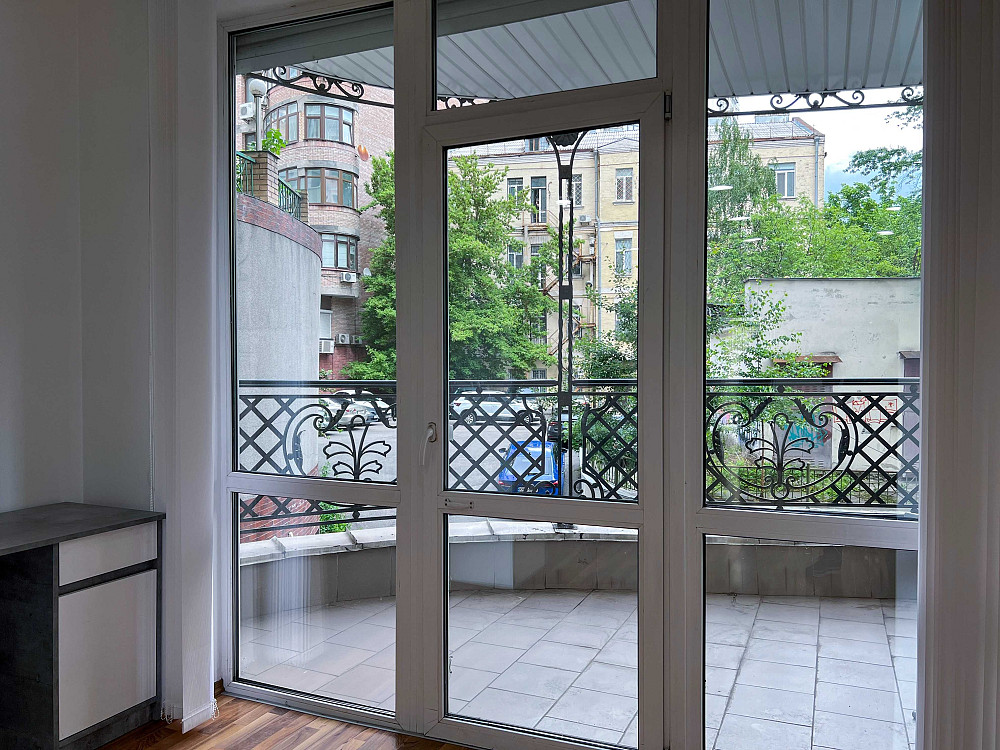 Простора автономна квартира 470 м², окремий вхід, тихий центр Києва Київ - зображення 1