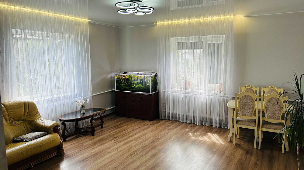 Комфортна квартира з ремонтом та автономним опаленням в Луцьку Луцьк - зображення 1