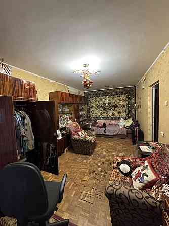 Двухкомнатная квартира Соляные ост.Ателье+гараж Николаев