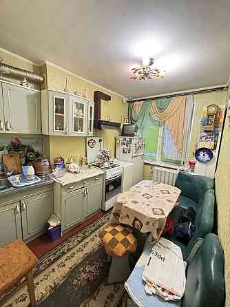 Двухкомнатная квартира Соляные ост.Ателье+гараж Николаев