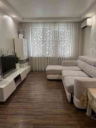 3 комнатная квартира капремонт средний этаж Таирова Киевский рынок Одесса