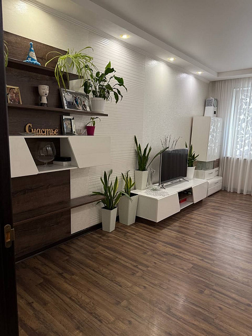 3 комнатная квартира капремонт средний этаж Таирова Киевский рынок Одесса - изображение 3