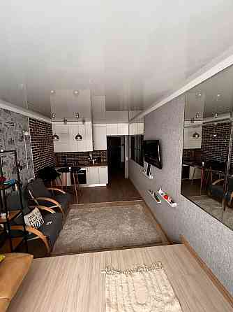 Продам однокімнатну квартиру Харківське шосе 188, ЖК Горлівська Київ