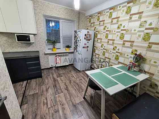 У продажу 4к квартира, АЕО з технікою та мебльована. Кам`янське (Запорізька обл.)