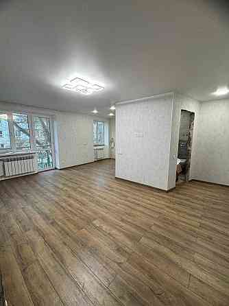 Власник. 2 кімнатна з новим ремонтом по вул. Університетська. ТОРГ Херсон