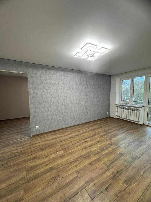 Власник. 2 кімнатна з новим ремонтом по вул. Університетська. ТОРГ Херсон - зображення 2