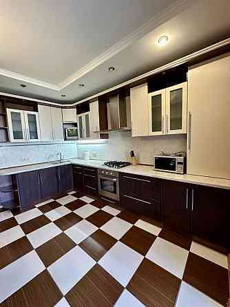 Здам 3-х кімнатну квартиру. Центр Кременчуг