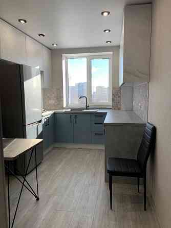 Сдам длительно 2 ком.чешку с евроремонтом в ТОП районе Чорноморськ