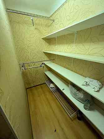 Здається в оренду 2кімнатна + кухня студія на Героїв майдану Черновцы