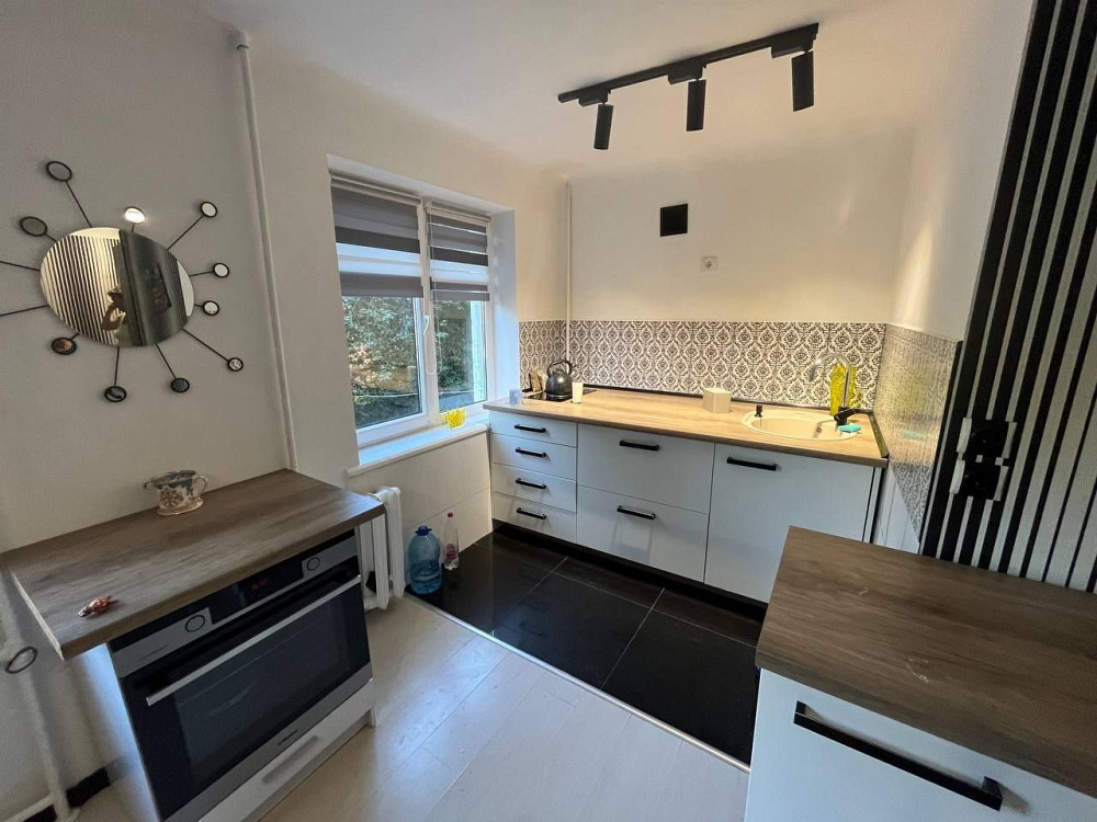 Здається в оренду 2кімнатна + кухня студія на Героїв майдану Черновцы - изображение 1