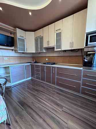 Здається 3 новобудова по вул. Героїв Майдану Черновцы