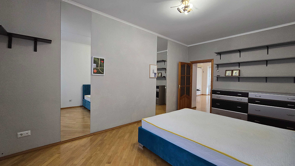 БЕЗ %. Здам 2 к -  66 м2, КРУГЛОУНІВЕРСИТЕТСЬКА 17. Печерськ, Центр! Київ - зображення 3