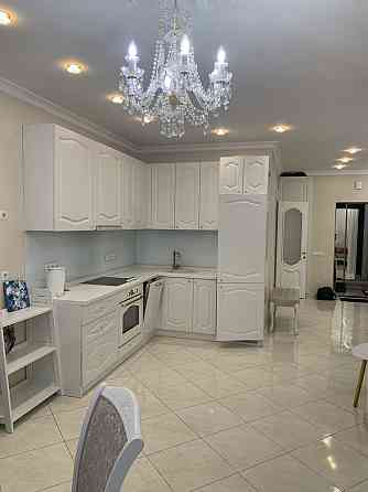 Оренда квартири в новому будинку. Драгоманова,2, Позняки Киев