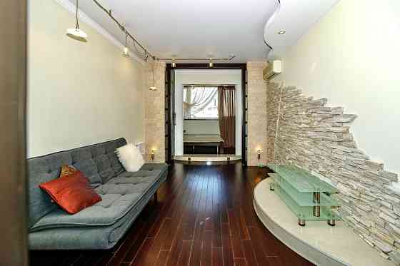 Оренда 2-к квартири Позняки Драгоманова, Дарницький р-н укомплектована Киев