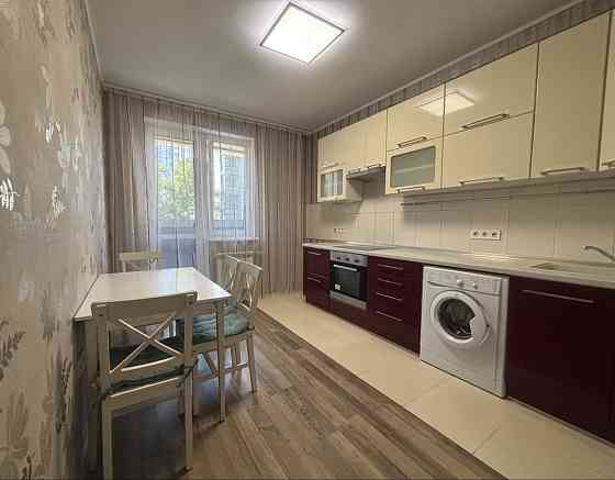 1к, вул. М. Скрипника, 40, ЖК Островського, м. Вокзальна Киев