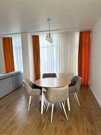 Оренда 2-кімнатну студію, вул. Регенераторна 4, ЖК Комфорт Таун KA Киев