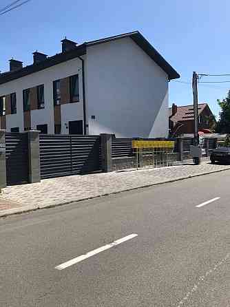 Без комісії!Квартира з двором та парко місцем Святопетрівське (Києво-Свят.р-н)