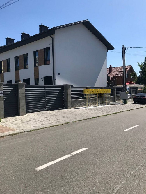 Без комісії!Квартира з двором та парко місцем Святопетрівське (Києво-Свят.р-н) - зображення 2