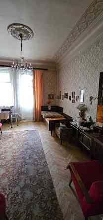 Продаю 2 кім квартиру метро Вокзальна Київ