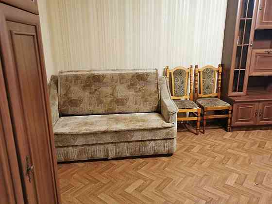 Однокімнатна Вербицького 34 м Харківська пішки можно для 2 студенток Киев