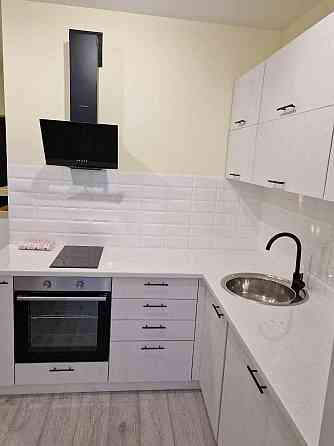 Оренда Севен Дніппровська набережна Метро Осокорки SF Киев