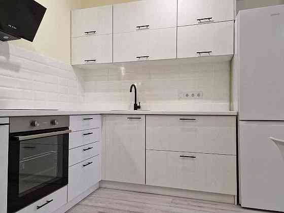 Оренда Севен Дніппровська набережна Метро Осокорки SF Киев