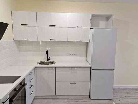 Оренда Севен Дніппровська набережна Метро Осокорки SF Киев