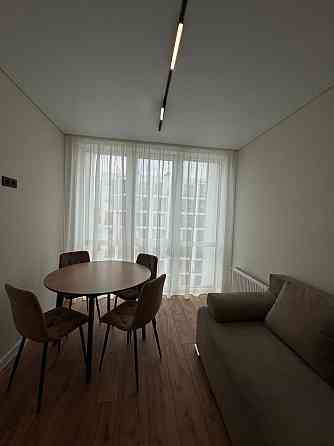 Продаж новенької 1,5 кімнатної Ужгород