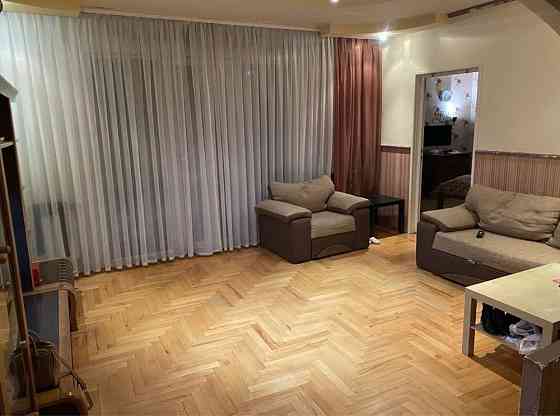 Продаж 4-кімн квартири Ужгород