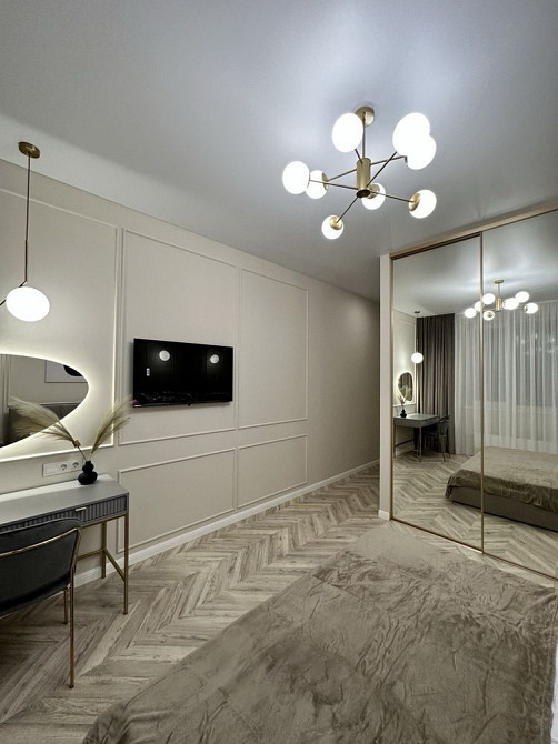 Дизайнерська 2-к квартира 70м2 ЖК Delmar Дельмар Печерськ Київ - зображення 4