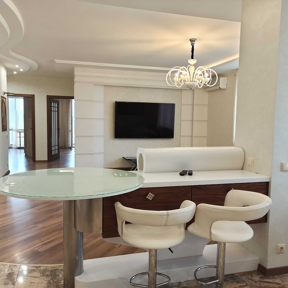 Тычины пр-т 18Б аренда  Видовой 3х ком. 125 м.кв. оз.Тельбин Березняки Київ - зображення 3