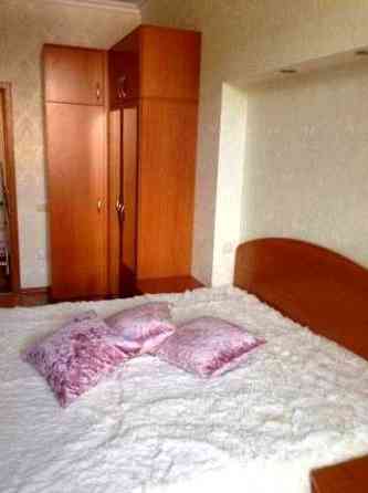 Оренда ПРОСТОРОЇ СУЧАСНОЇ 2х кімн., 80м2, ГОЛОВНА-Комарова, свій котел Черновцы