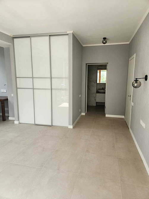 Просторна 3к квартира в закритому кондо, 1 поверх Одеса - зображення 6