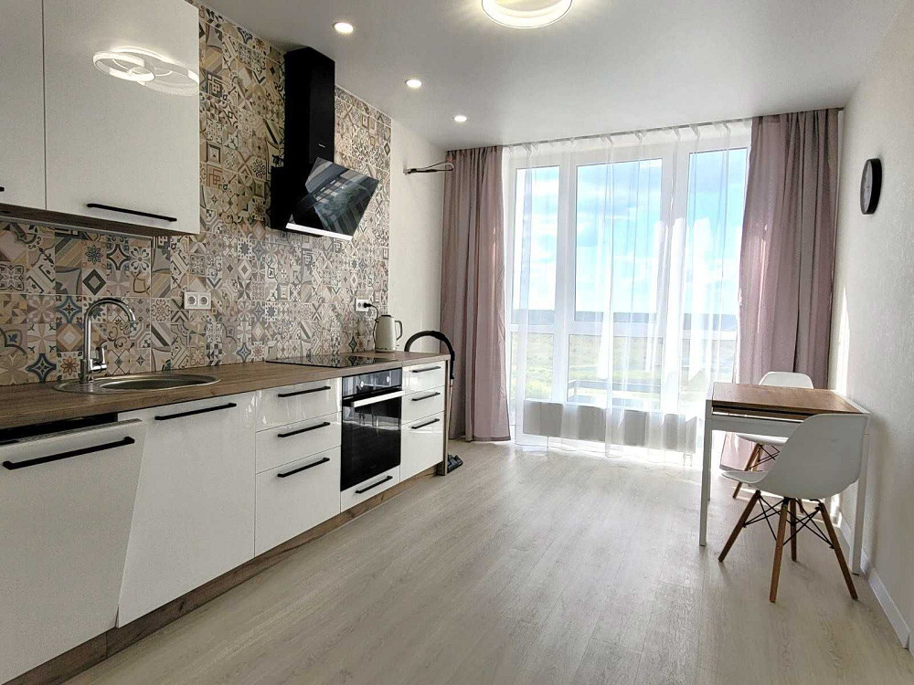 ЖК Варшавський Виговського 40/12, поряд ТЦ Ретровіль, Оболонь, Мінськи Киев - изображение 1