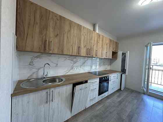 Аренда Краснова, прямой вид на Ипподром, низкий 4 этаж Одеса