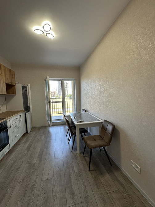 Аренда Краснова, прямой вид на Ипподром, низкий 4 этаж Одеса - зображення 2