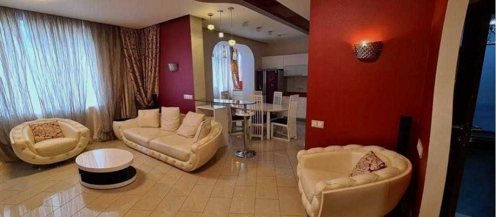 Продаж 3-и кімнатної квартири вул. Чорновола Київ - зображення 1