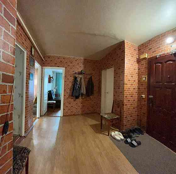 Продам 3х кімнатну квартиру Красятичи