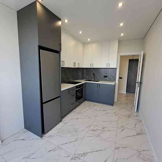 1квартира з новеньким ремонтом ЖКЧехов Парк 62000$Центральний парк Ирпень