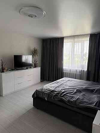 Продам 3-х комн студию в центре! Запоріжжя