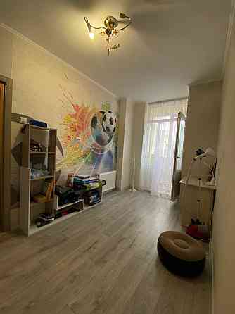 Продам двокімнатну квартиру в ЖМ «7 Небо» Авангард