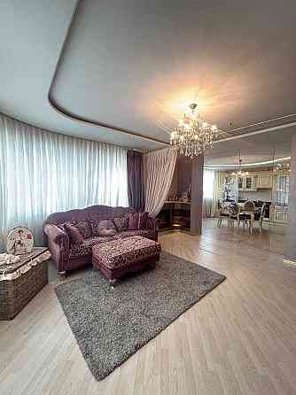 ПРОДАМ двокімнатну квартиру в новому будинку біля Парку Перемоги. Одесса