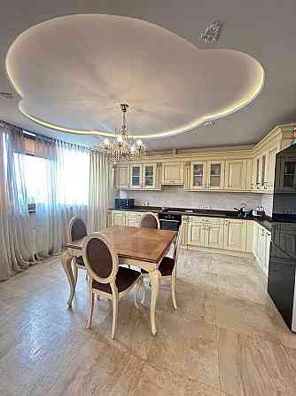 ПРОДАМ двокімнатну квартиру в новому будинку біля Парку Перемоги. Одесса