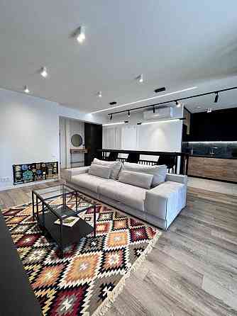 2-кімнатна квартира з дизайнерським ремонтом у ЖК Національний. Львов