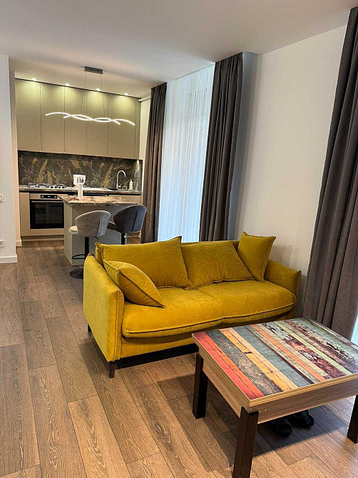 Оренда 2кім+кухня студіо перша здача посеред лісу Брюховичі Брюховичи - изображение 1