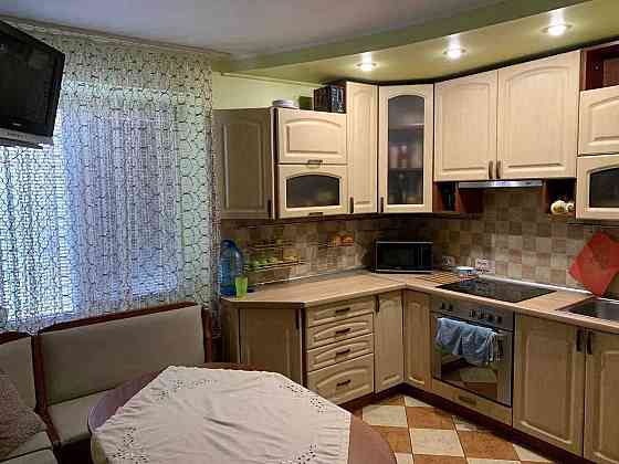 Однокімнатна квартира біля м. Академмістечко 7 хв пішки! Киев